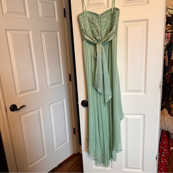 BCBG Strapless Maxazria Formal Dress Women’s Size 4 - Picture 8 of 8